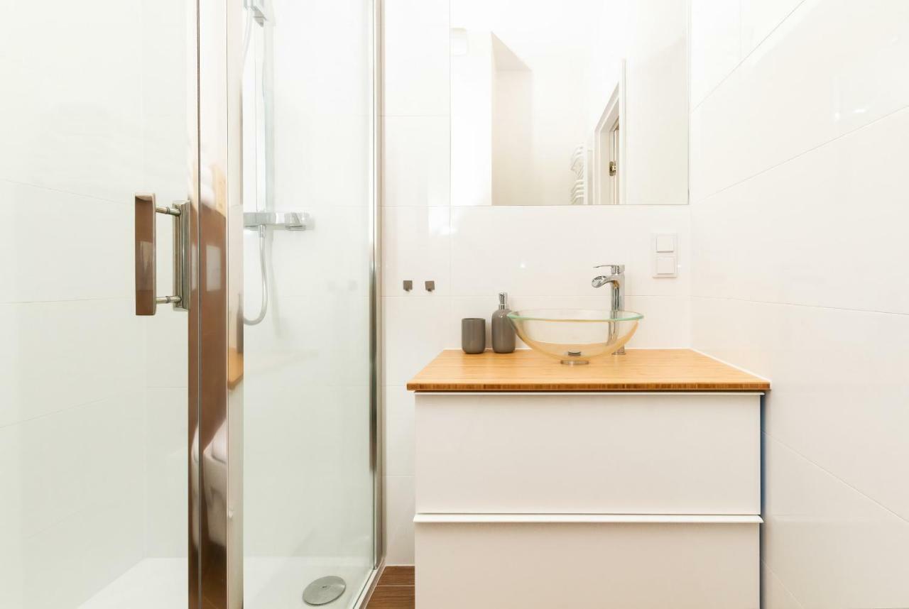Apartments Zajezdnia Wrzeszcz Gdansk Grudziadzka By Noclegi Renters Екстериор снимка